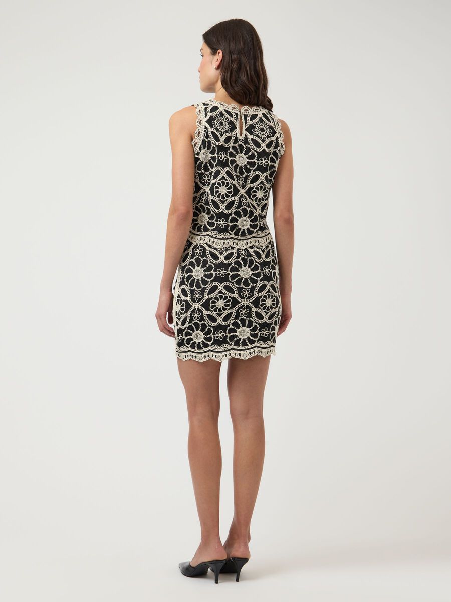 Haut CILIA noir crochet